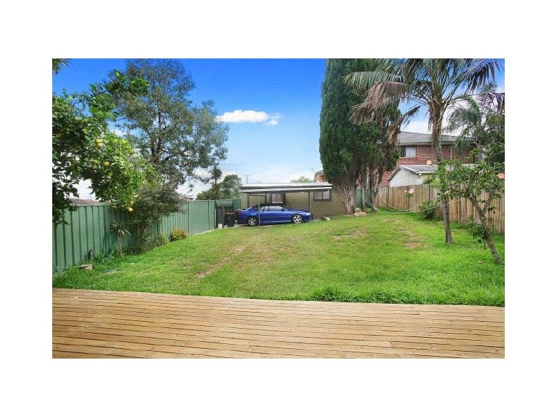 74 Clarendon Road, Peakhurst NSW 2210