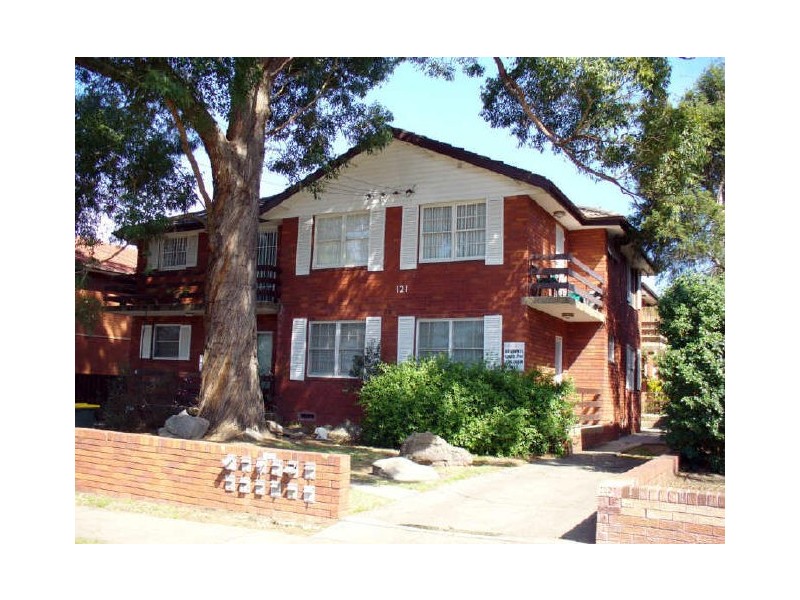 8/121 Victoria Rd, Punchbowl NSW 2196