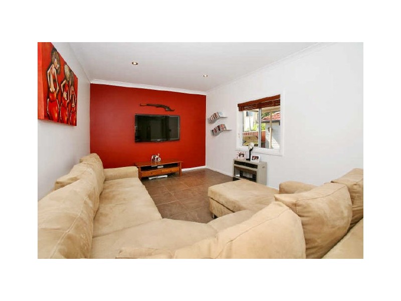 10 Erskine Street, Riverwood NSW 2210