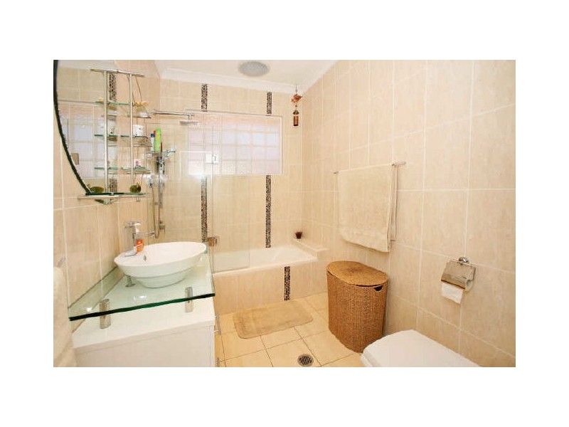 10 Erskine Street, Riverwood NSW 2210