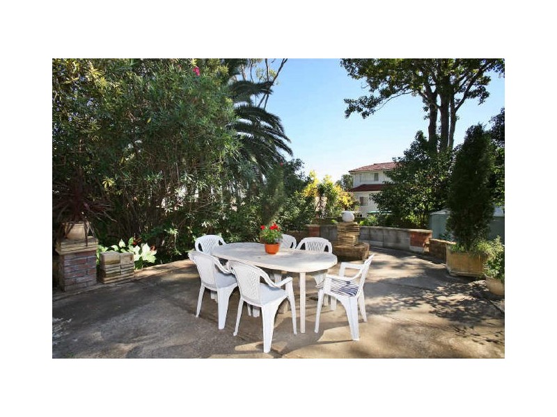 41 Mavis Avenue, Peakhurst NSW 2210