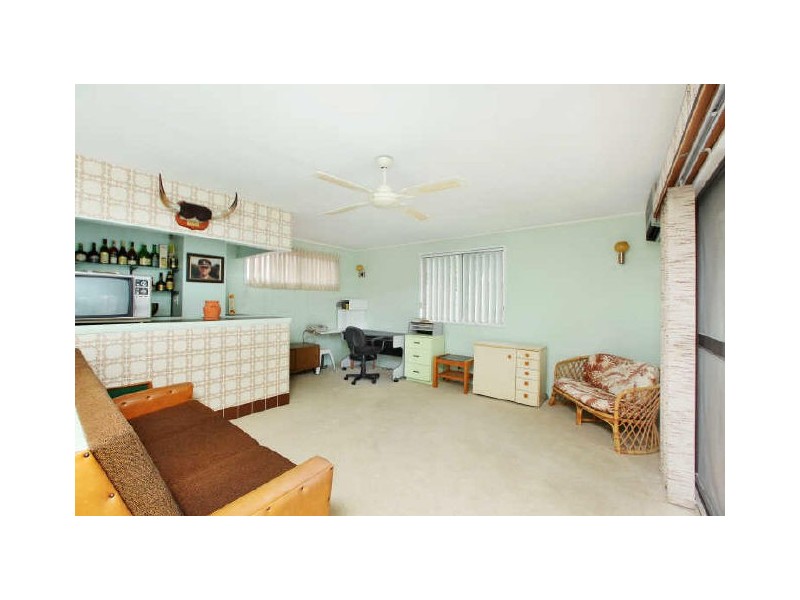 6 Amy Road, Peakhurst NSW 2210