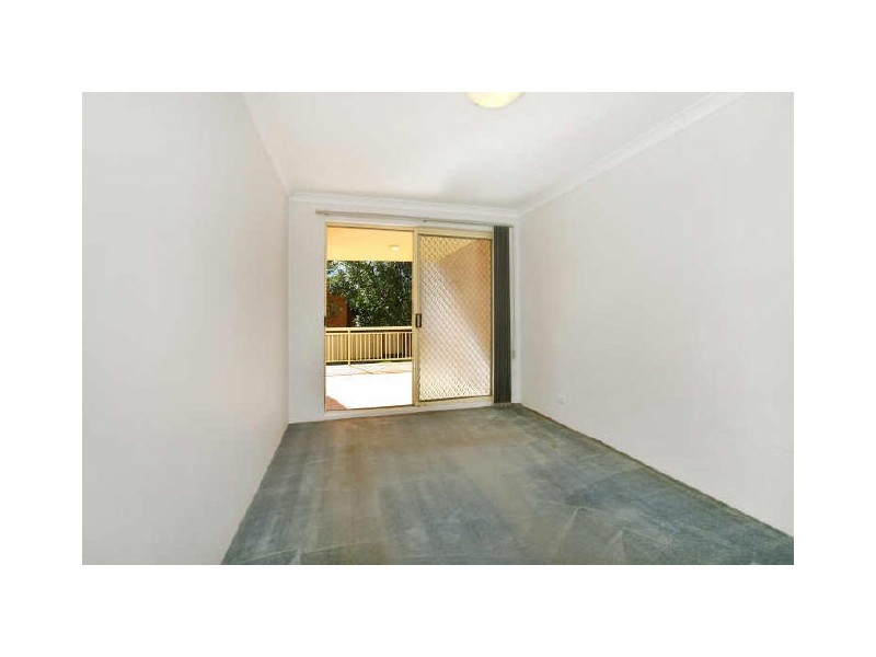 2/2-8 Short Road, Riverwood NSW 2210