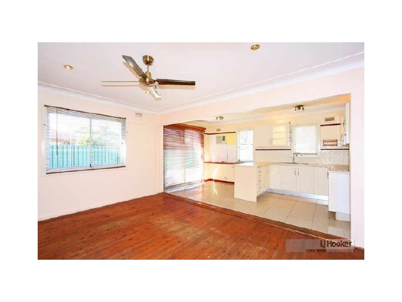 19 William Road, Riverwood NSW 2210