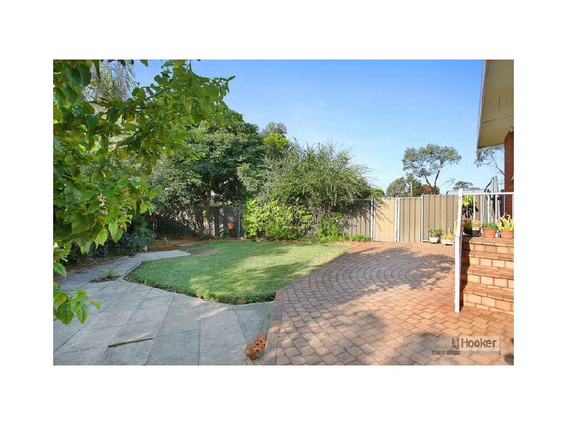 7 Waldo Crescent, Peakhurst NSW 2210