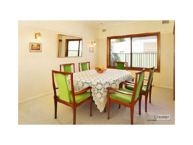 18 Bonaparte Street, Riverwood NSW 2210