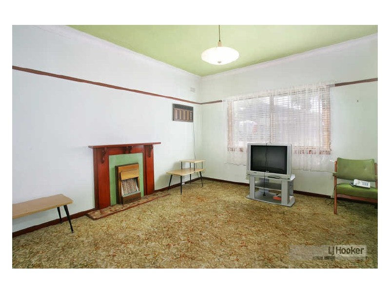 257 Bonds Road, Riverwood NSW 2210