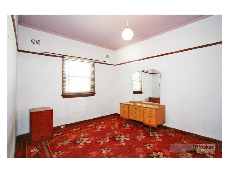 257 Bonds Road, Riverwood NSW 2210