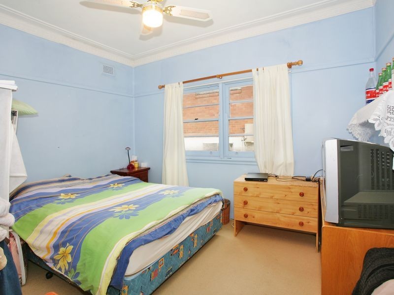 6 Lillian Road, Riverwood NSW 2210