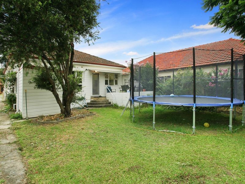 14 Shenstone Road, Riverwood NSW 2210