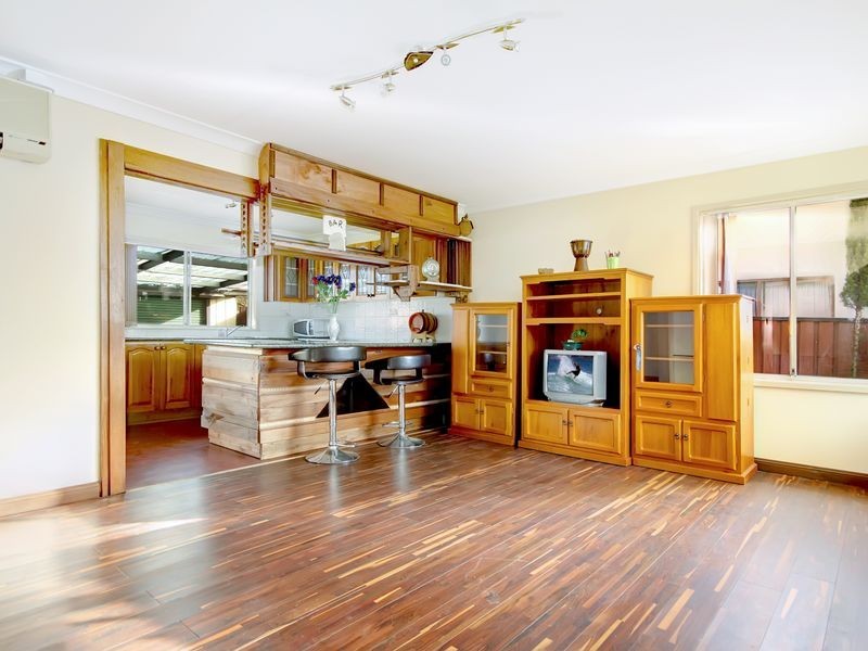 6 Iris Avenue, Riverwood NSW 2210