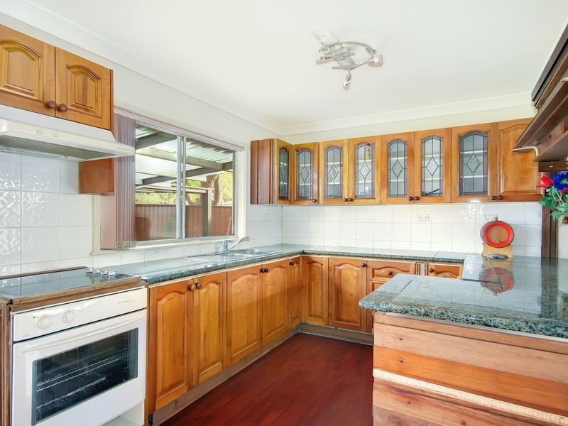 6 Iris Avenue, Riverwood NSW 2210