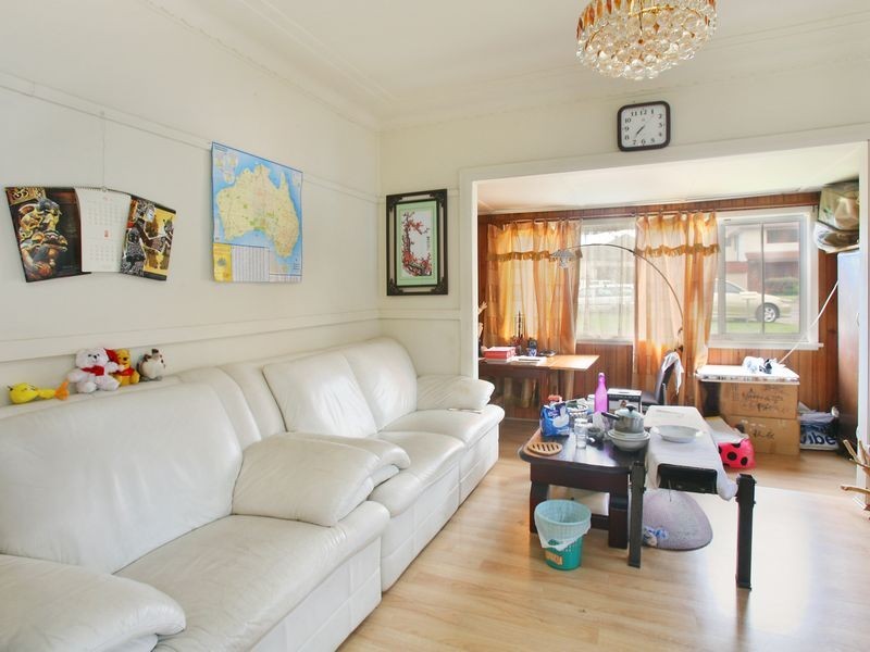 7 Shenstone Road, Riverwood NSW 2210