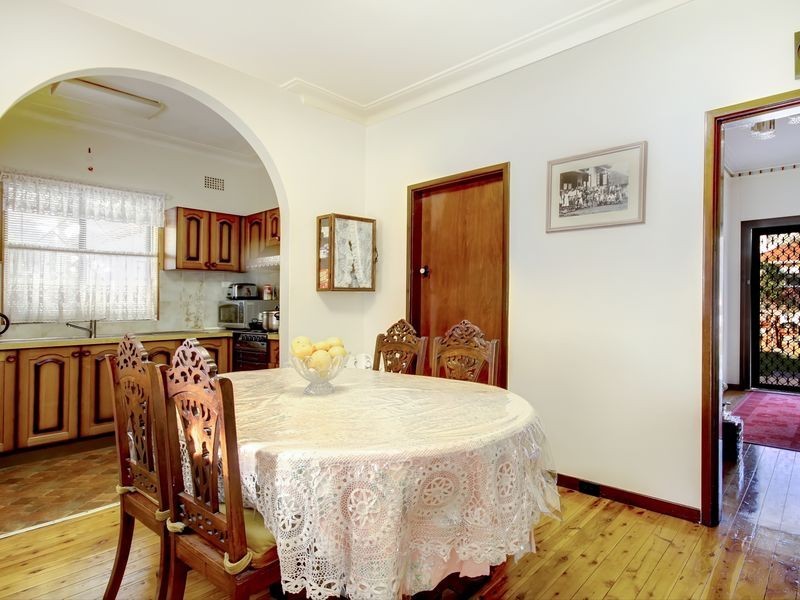 41 Napoleon Street, Riverwood NSW 2210