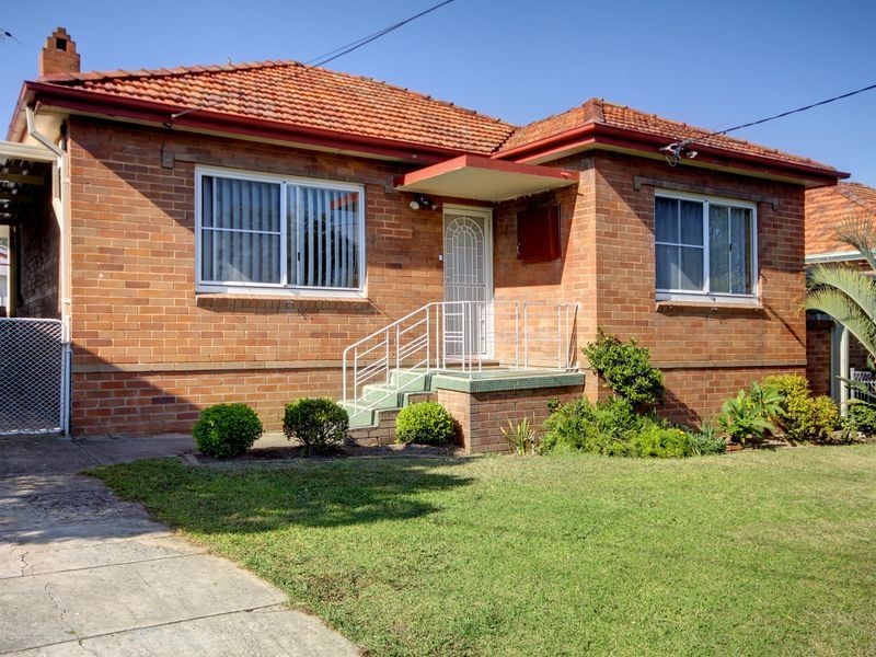 40 Bonaparte Street, Riverwood NSW 2210