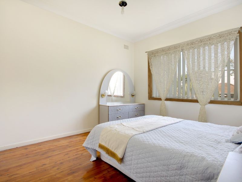 40 Bonaparte Street, Riverwood NSW 2210