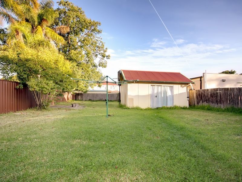 17 Shenstone Road, Riverwood NSW 2210