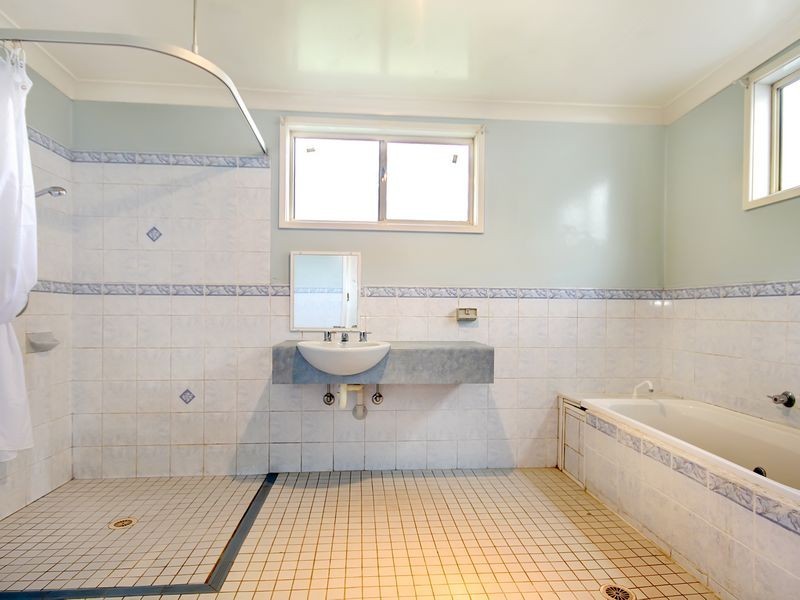 17 Shenstone Road, Riverwood NSW 2210