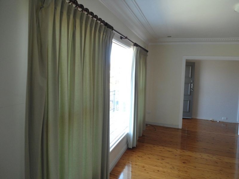 9A Hawkey Crescent, Camden NSW 2570