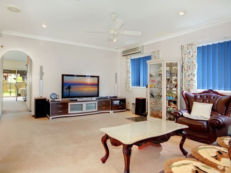 12 Lupin Avenue, Riverwood NSW 2210