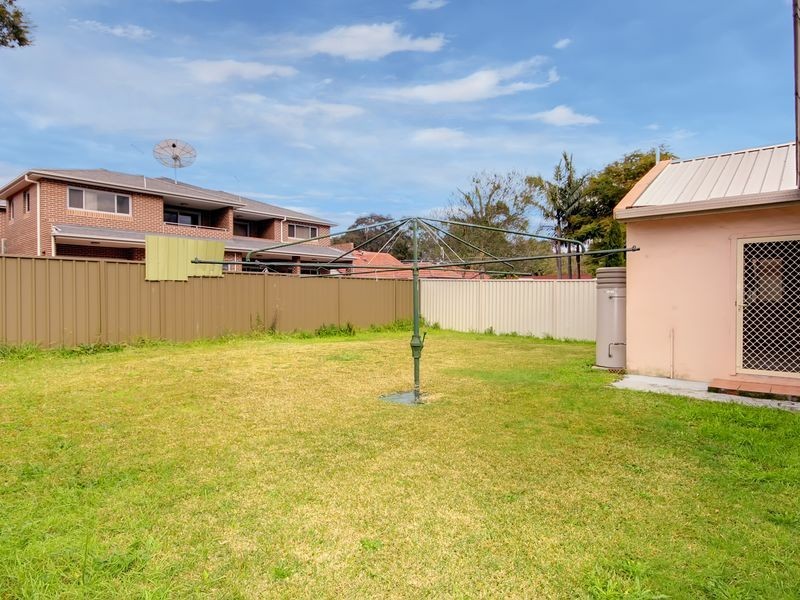 12 Lupin Avenue, Riverwood NSW 2210