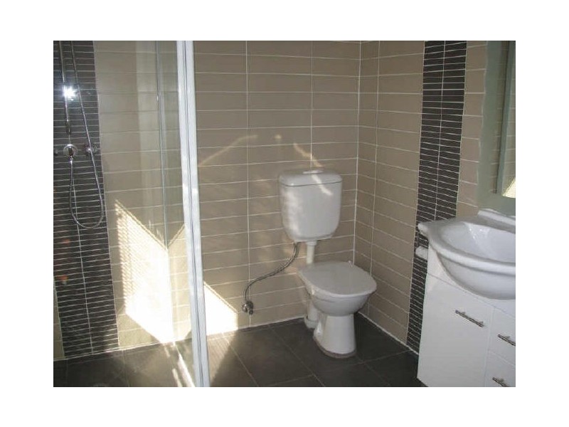 74 Clarendon Road, Peakhurst NSW 2210