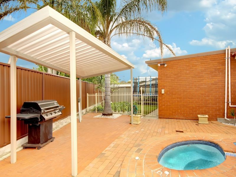 14 Sirius Place, Riverwood NSW 2210