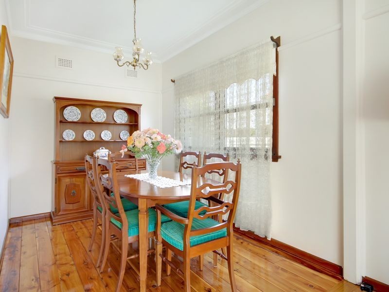 29 Fullerton Crescent, Riverwood NSW 2210