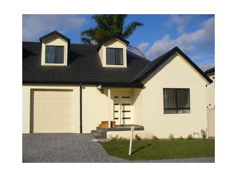 3/50-52 Clarendon Road, Peakhurst NSW 2210