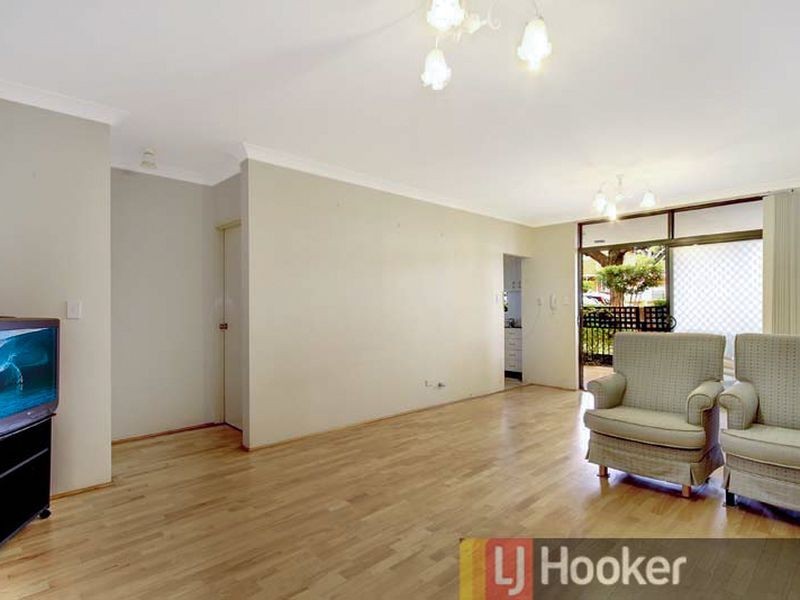 2/2-4 Cairns Street, Riverwood NSW 2210