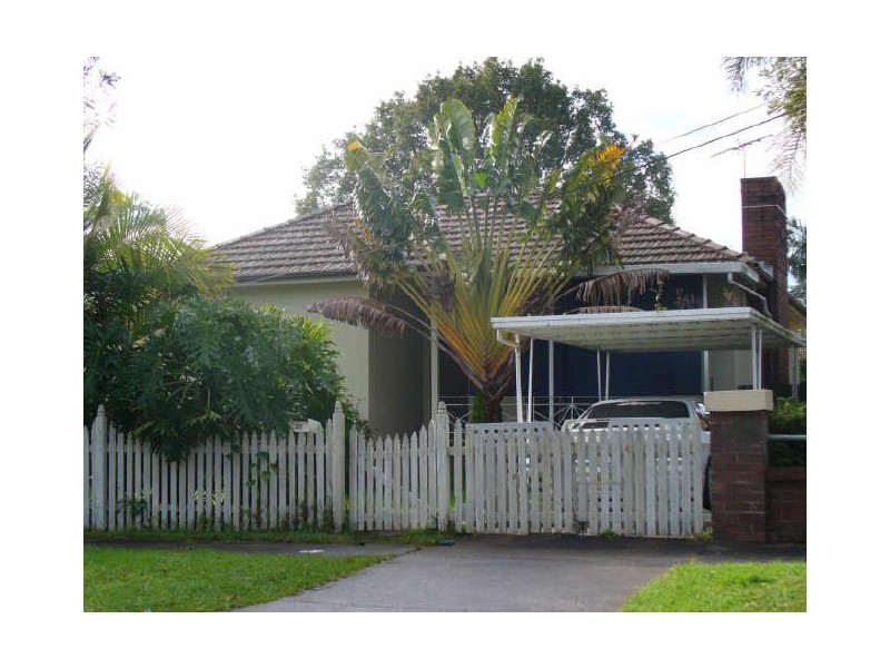 20 Blenman Ave, Punchbowl NSW 2196