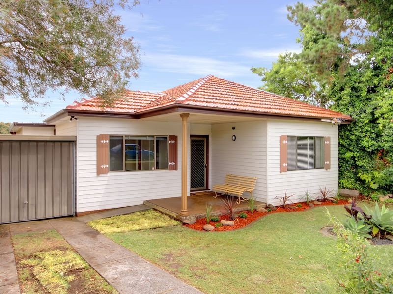 13 Hunter Street, Riverwood NSW 2210