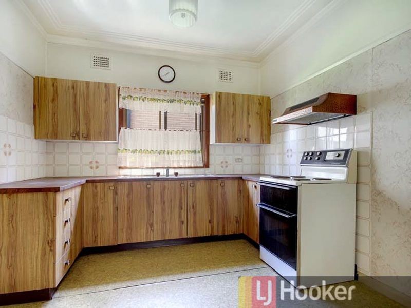 4 Morotai Avenue, Riverwood NSW 2210