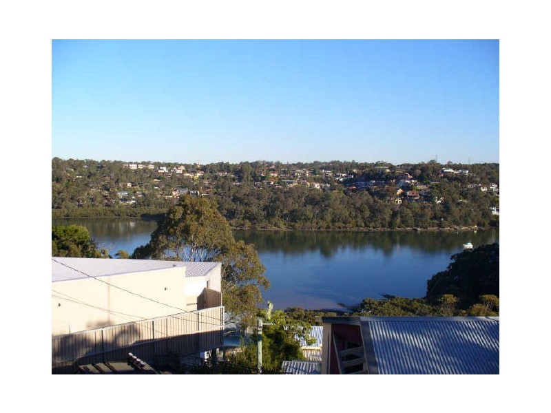 2A Woodlands Avenue, Lugarno NSW 2210