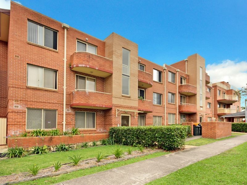 4/2-8 Short Road, Riverwood NSW 2210
