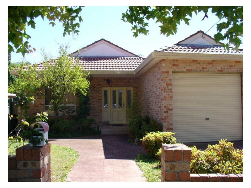 14 Woodlands Avenue, Lugarno NSW 2210