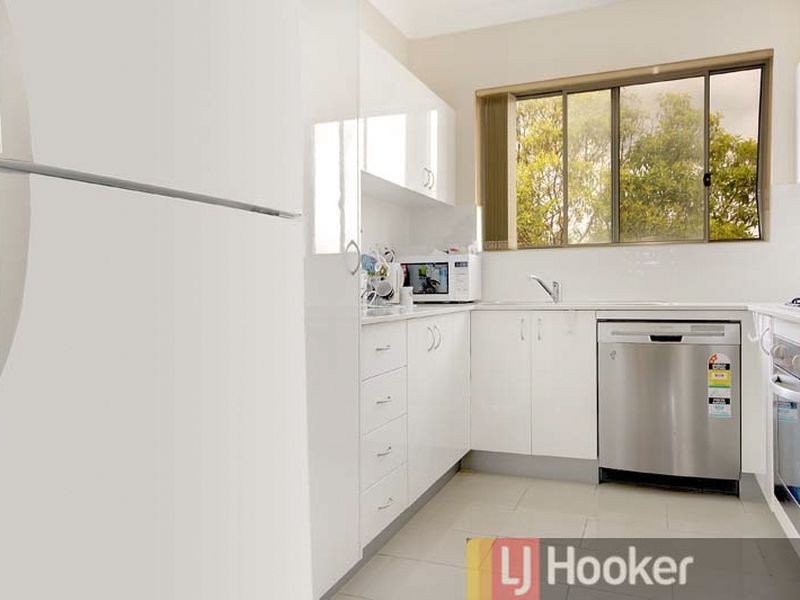 8/8-12 Coleridge Street, Riverwood NSW 2210