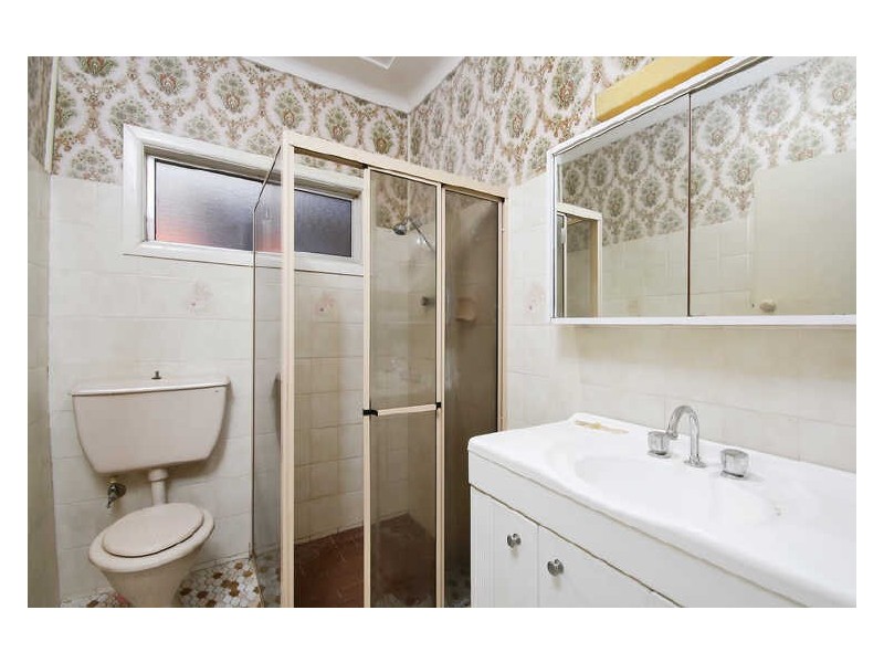 36 Amy Road, Peakhurst NSW 2210