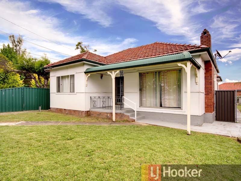135 Belmore Road, Riverwood NSW 2210