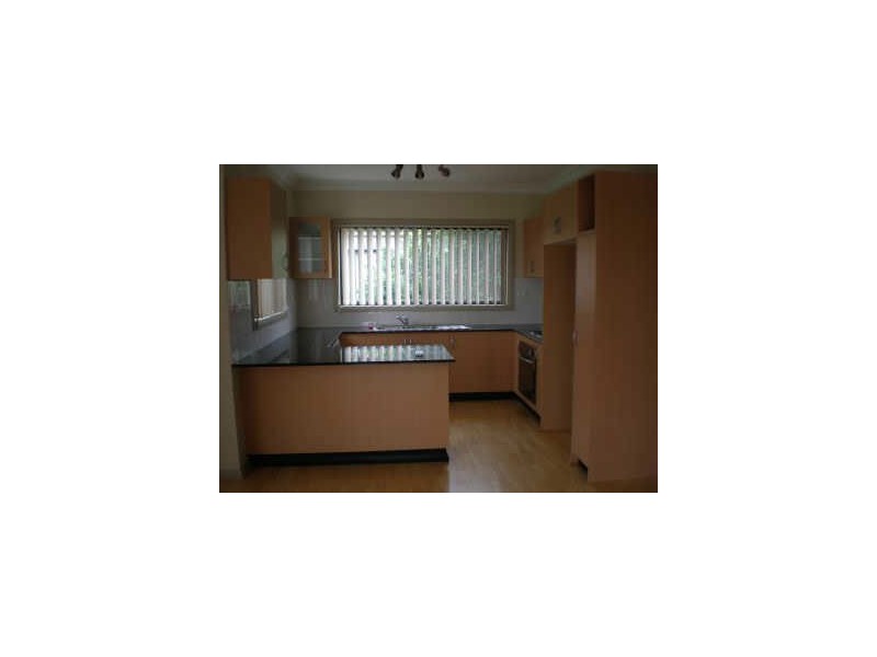 2/40 Johnstone Street, Peakhurst Heights NSW 2210