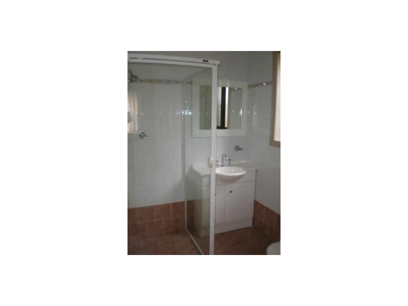 2/40 Johnstone Street, Peakhurst Heights NSW 2210