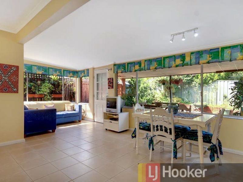 3 Marsden Crescent, Peakhurst NSW 2210