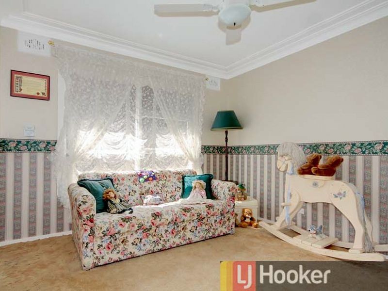 3 Marsden Crescent, Peakhurst NSW 2210