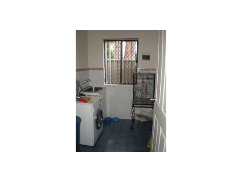 2/916 Forest Road, Peakhurst NSW 2210