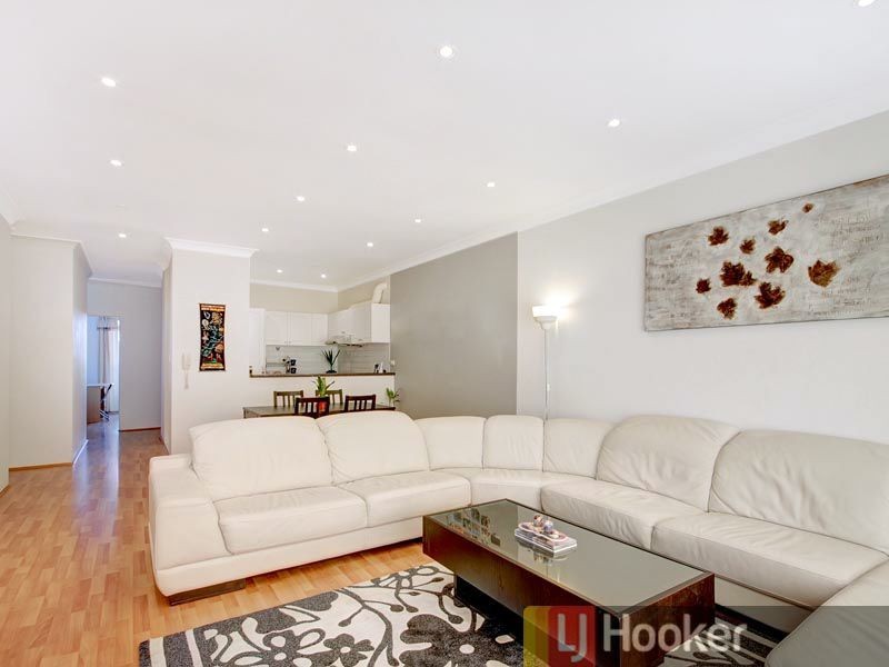 13/2-8 Short Road, Riverwood NSW 2210