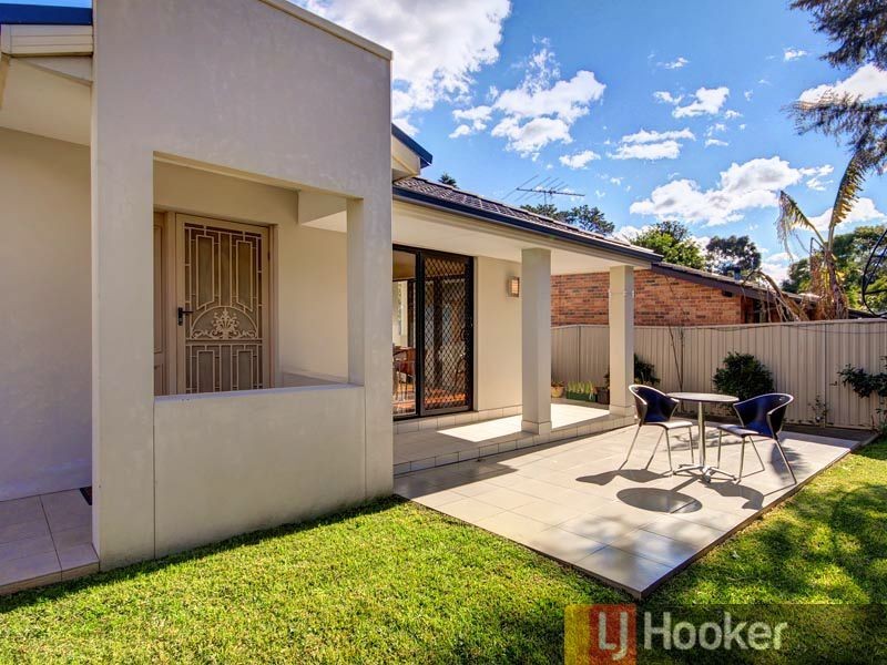 4/2B Hymen Street, Peakhurst NSW 2210