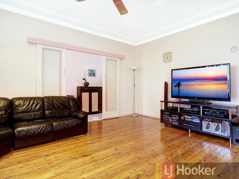 37 Keats Avenue, Riverwood NSW 2210