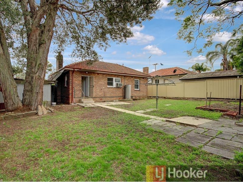 3 Arnold Street, Peakhurst NSW 2210