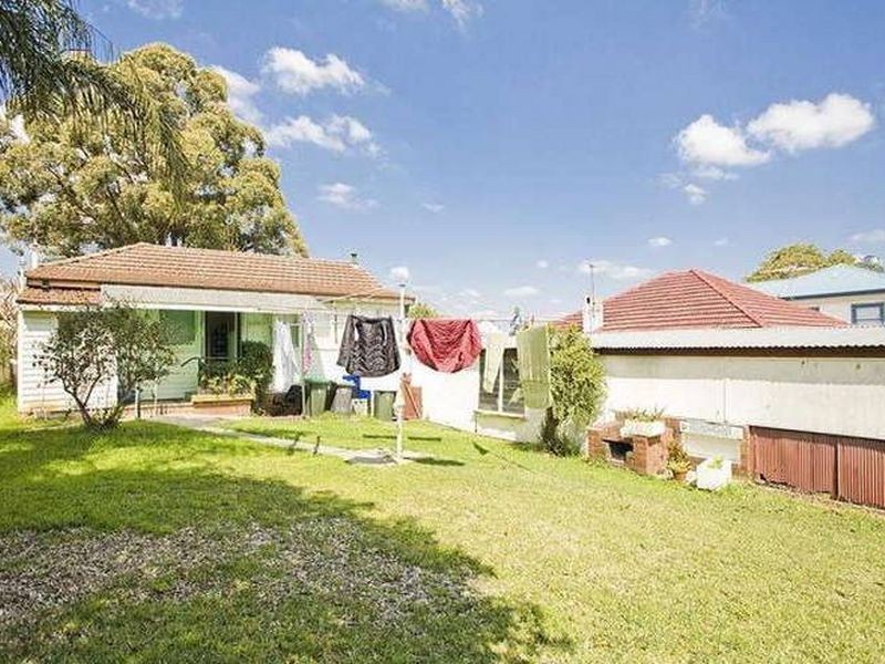 28 Prospect Road, Peakhurst NSW 2210