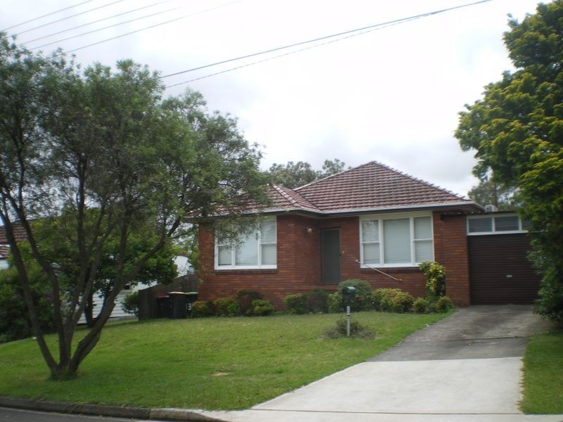 13 Wattle Street, Peakhurst NSW 2210